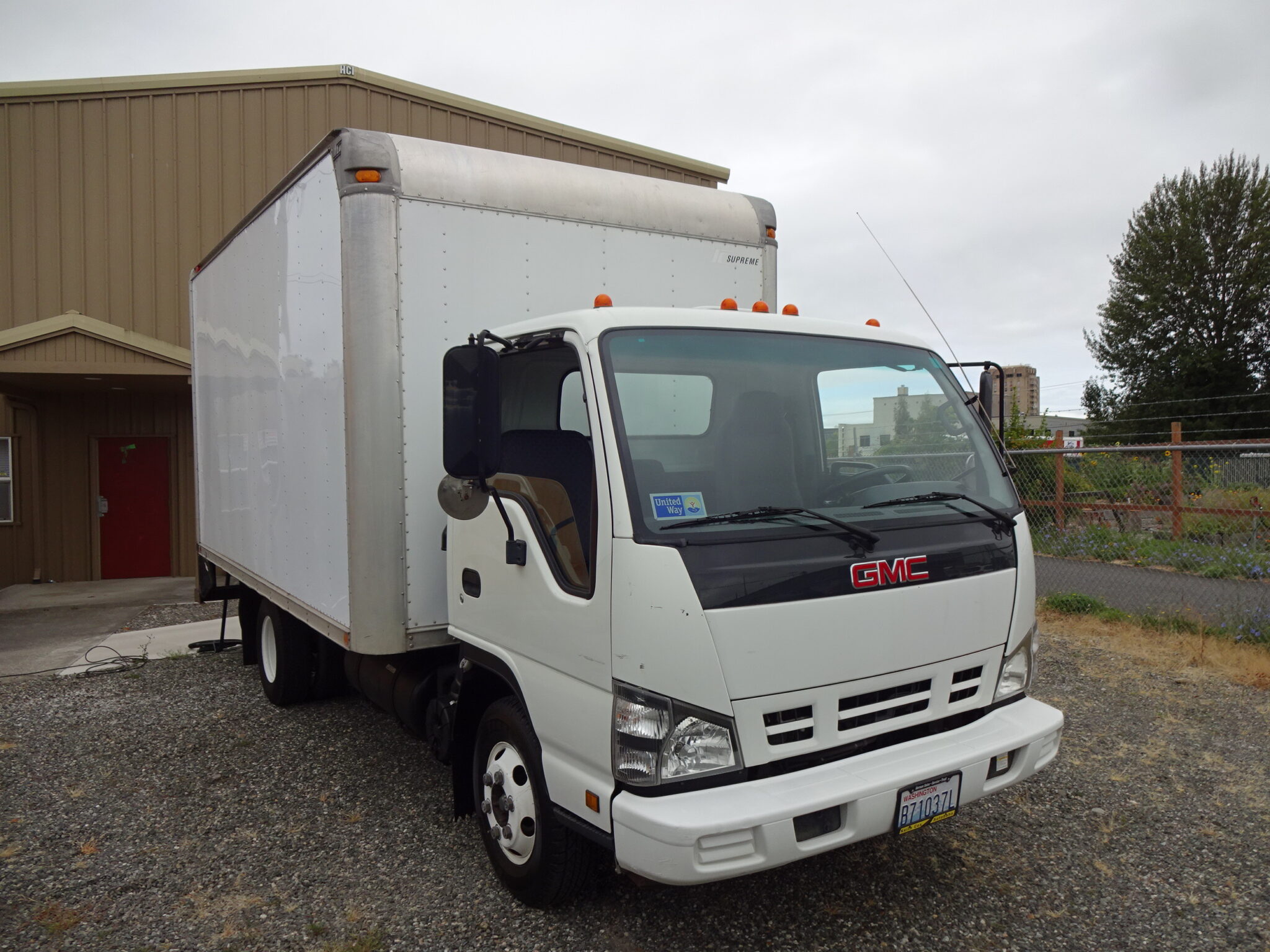 Box Truck Archives Mint Automotive